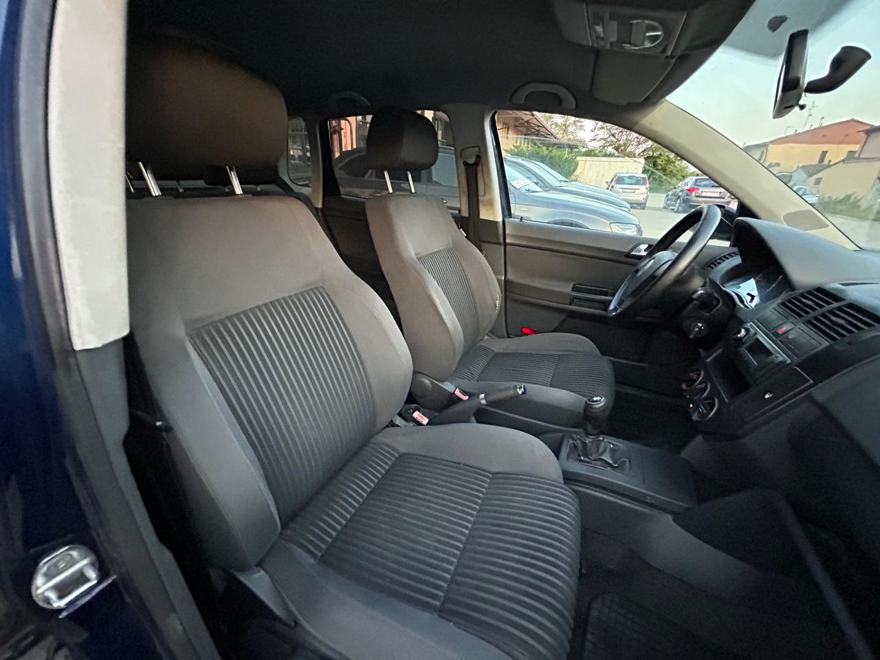 Volkswagen Polo 1.9TDI 130CV 5p Sportline NEOPATENTATI