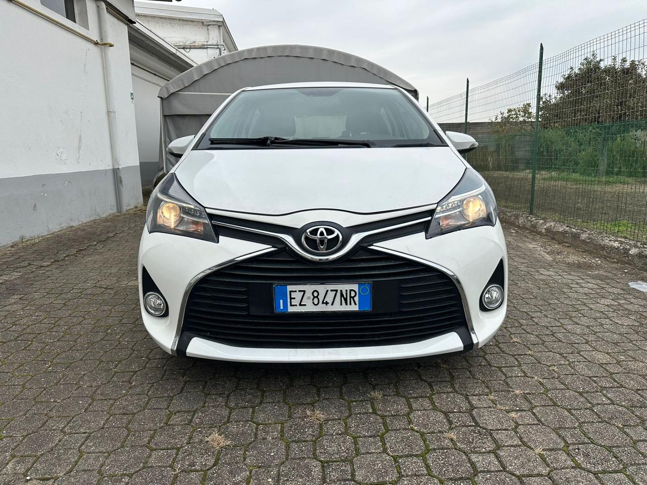 Toyota Yaris 1.0 5 porte