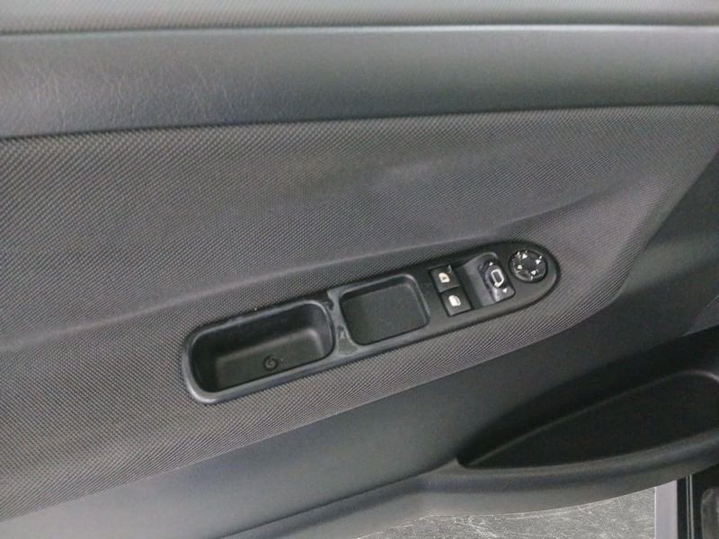 Peugeot 207 CC 1.6 16v Feline FL