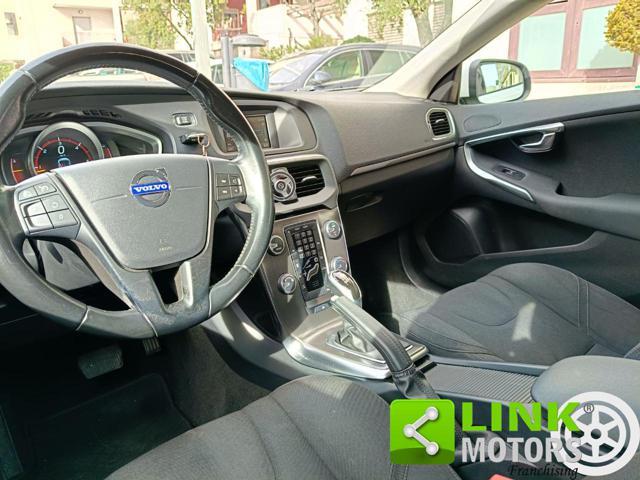 VOLVO V40 D2 1.6 Kinetic NEOPATENTATI
