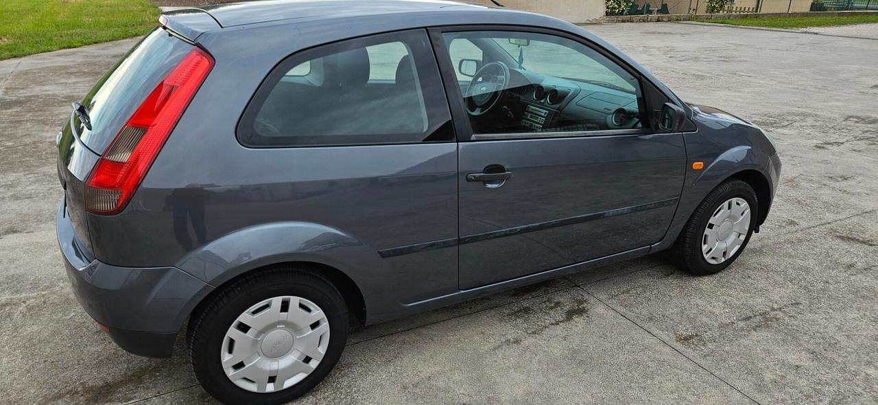Ford Fiesta 1.2 16V NEOPATENTATI