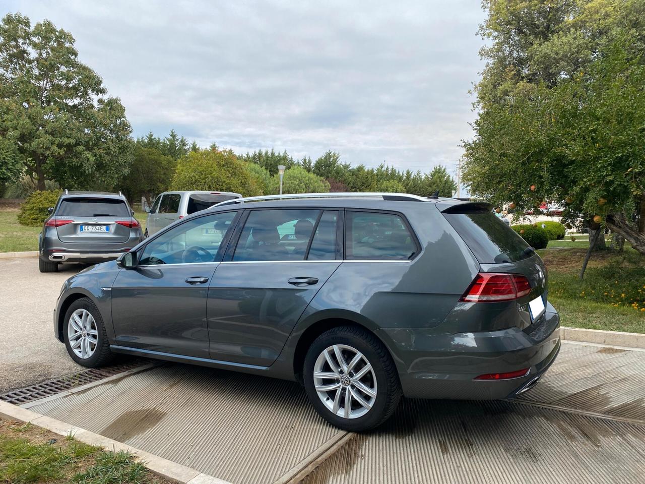 Volkswagen Golf Variant 1.4 TGI DSG Executive BlueMotion