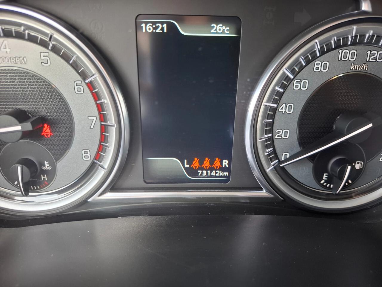 Suzuki Vitara 1.4 Hybrid Top