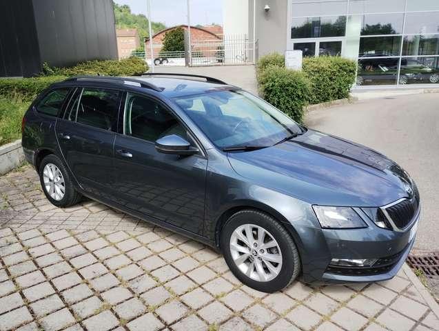 Skoda Octavia Octavia Wagon 1.5 g-tec Executive 130cv dsg