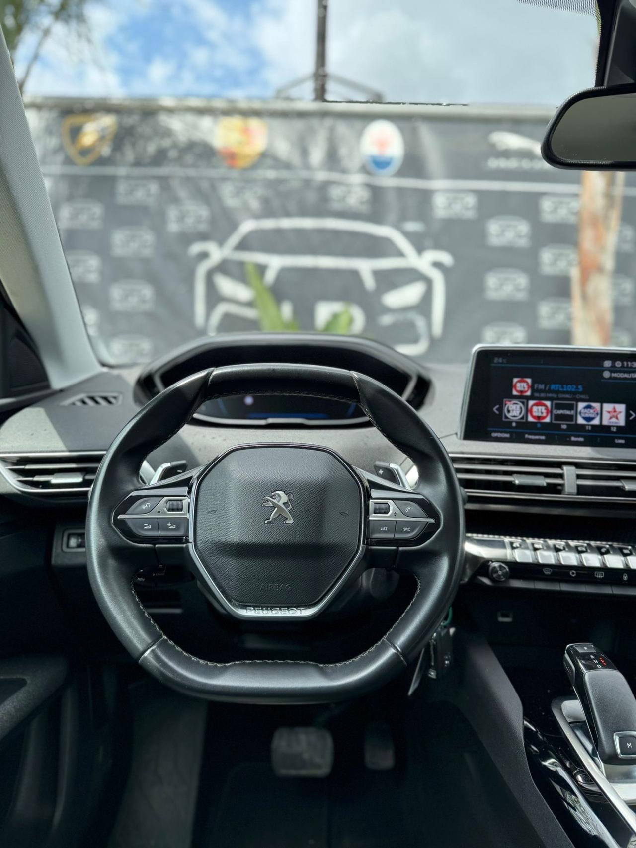 Peugeot 3008 BlueHDi 130 S&S EAT8 Business