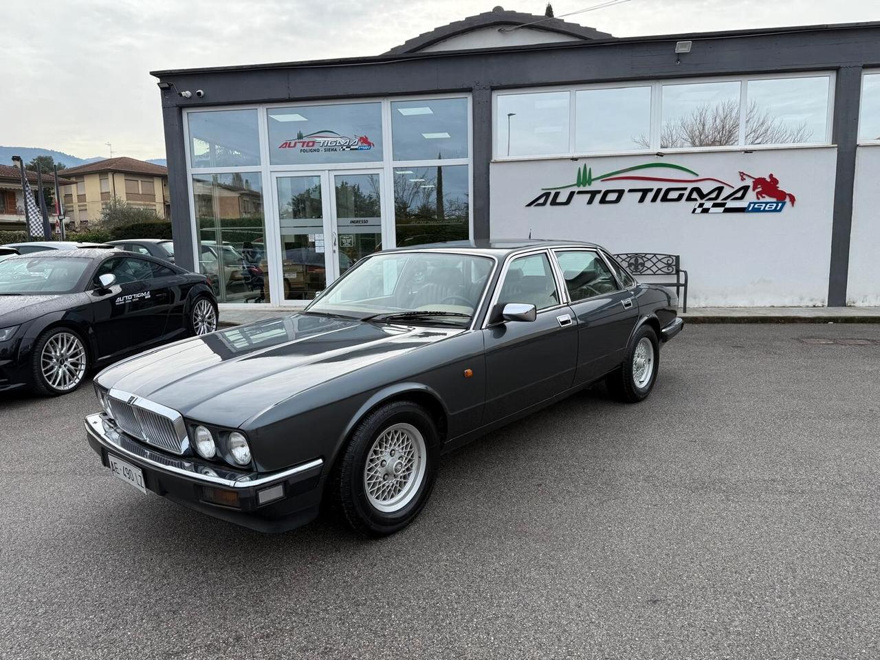 Jaguar XJ Sovereign 3.2 cat automatic