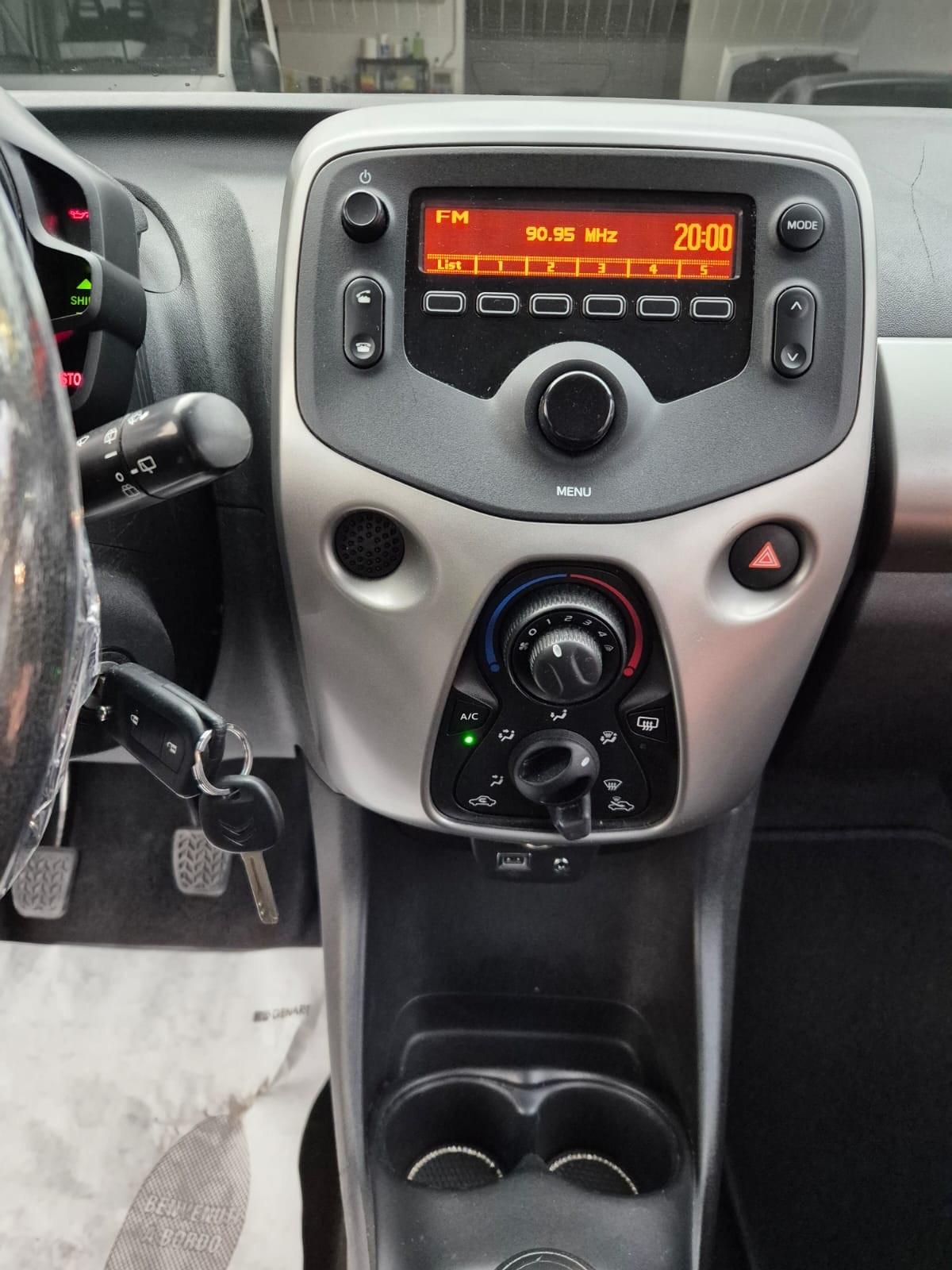 Citroen C1 Airscape PureTech 82 3 porte Shine tetto apribile