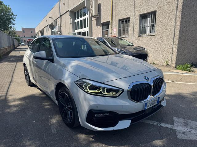 BMW 118 i 5p. Luxury 140CV AUTOM. NAVI
