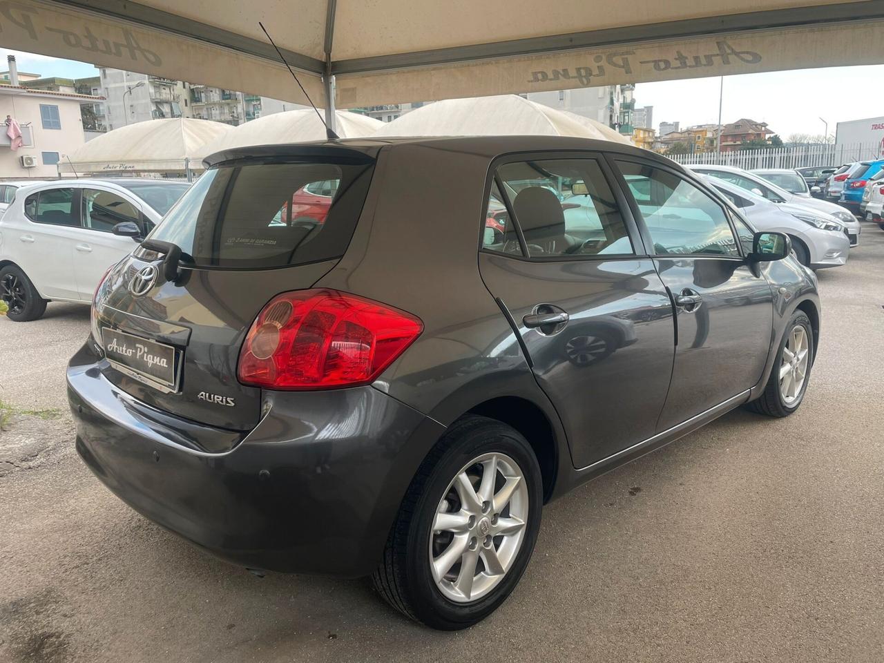 Toyota Auris 1.4 D-4D 5 porte Sol