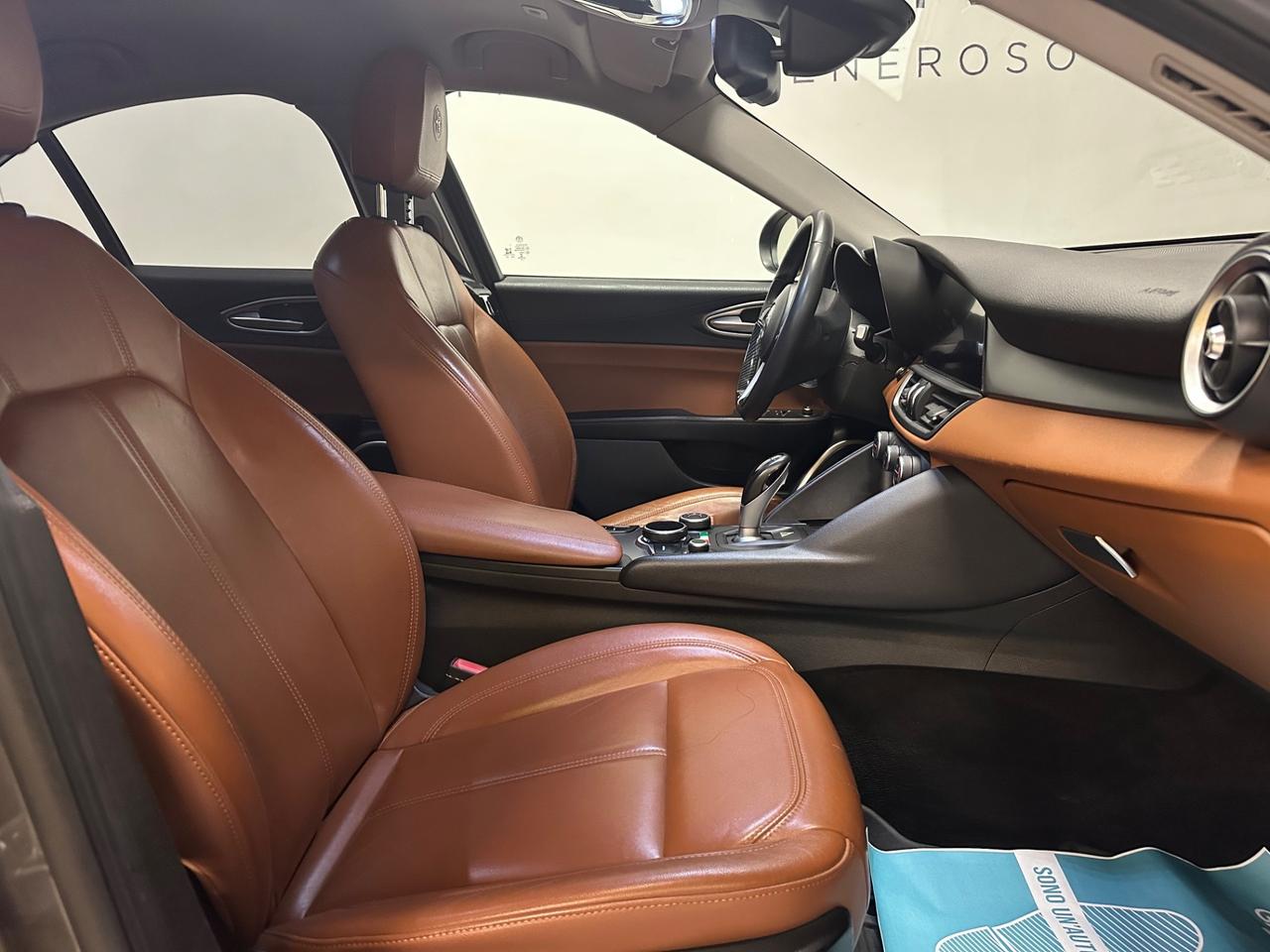 Alfa Romeo Giulia (952) Veloce 2.2 Diesel 136 CV