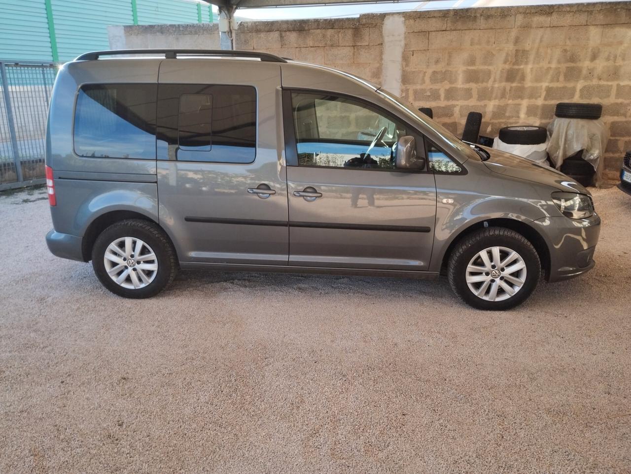 Volkswagen Caddy 1.6 TDI 102 CV 5p Highline N1 AUTOCARRO