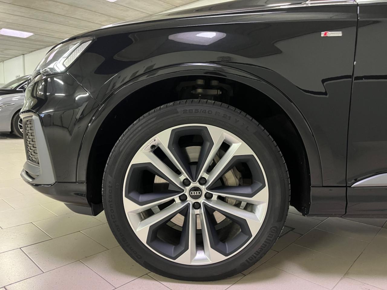 Audi Q7 45 TDI quattro tiptronic S line 7 posti *tetto
