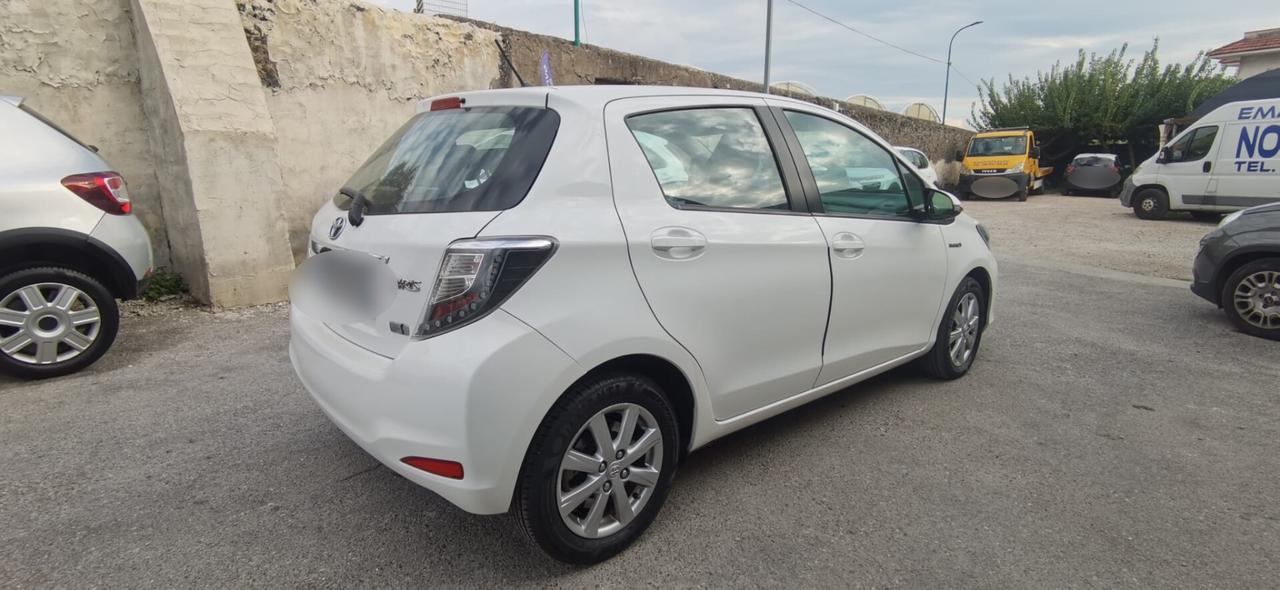 Toyota Yaris 1.5 Hybrid 5 porte 2014 USATO