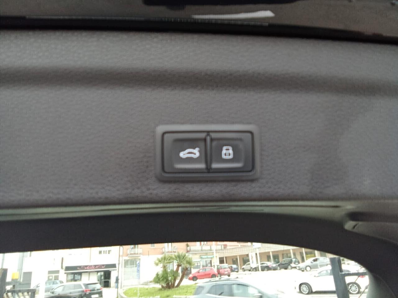 Audi Q3 sportback 2. TDI 150 cv S tronic S line edition