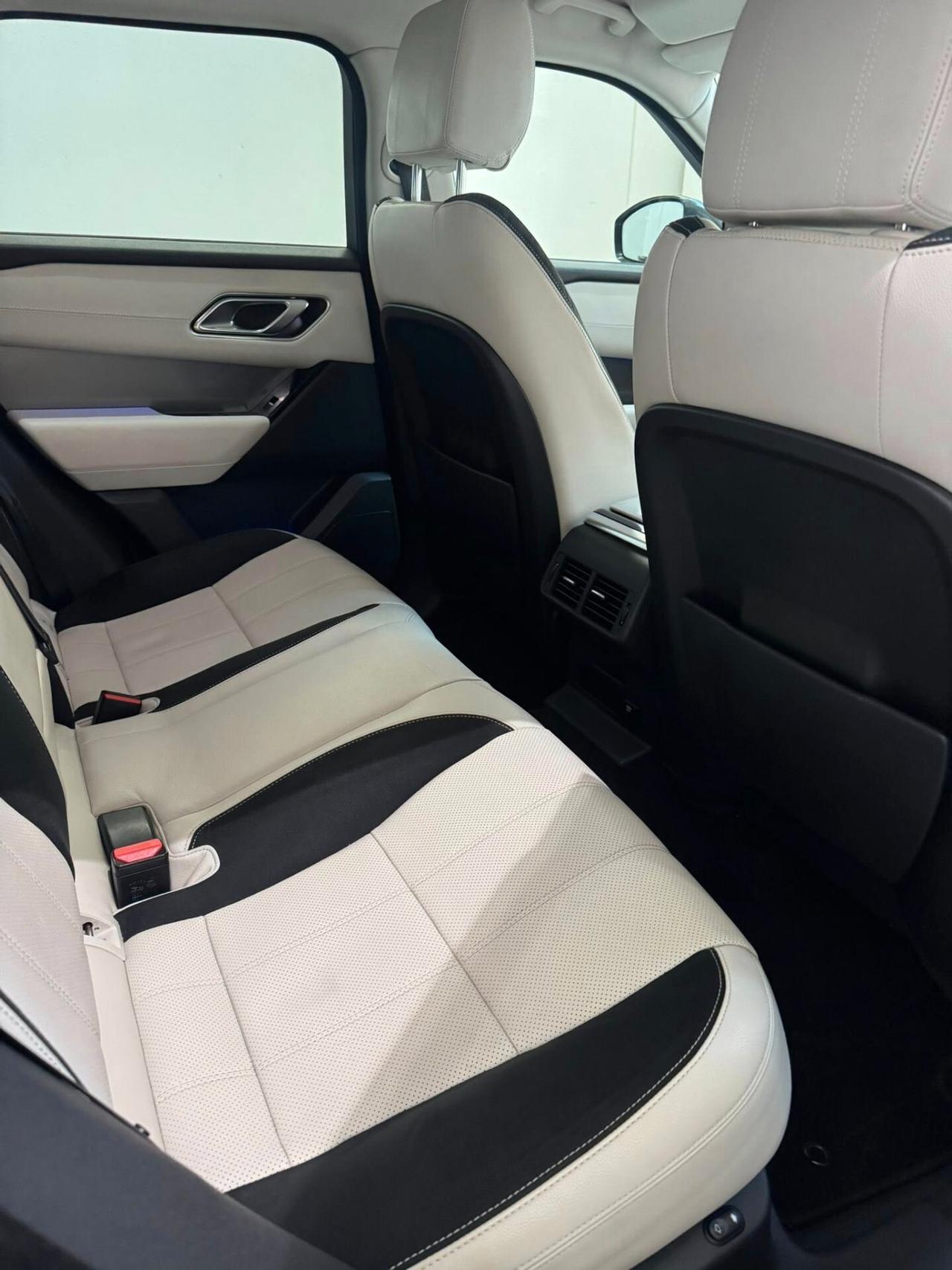 Land Rover Range Rover Velar Range Rover Velar 2.0 TD4 180 CV R-Dynamic HSE