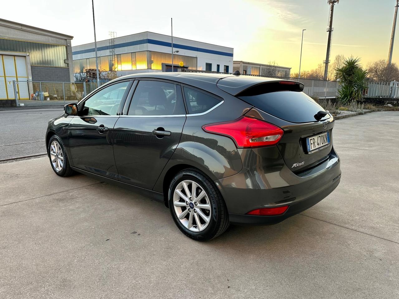 Ford Focus 1.6 120 CV GPL Titanium