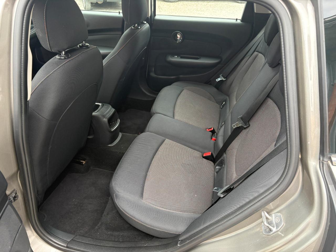 Mini Cooper D Clubman 2.0