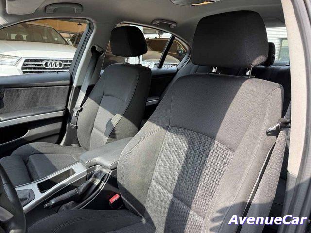BMW 320 d BERLINA ATTIVA XENO CERCHI 17'' SEDILI SPORTIVI