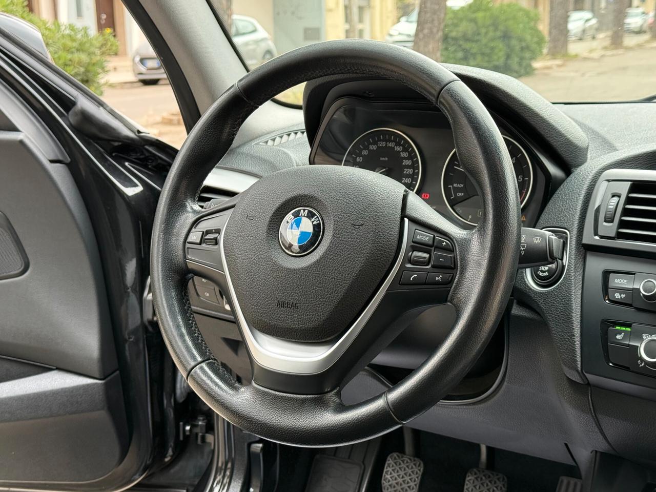 Bmw 116d 2.0 116CV 5p. NAVI SEDILI RISCALDATI 2012