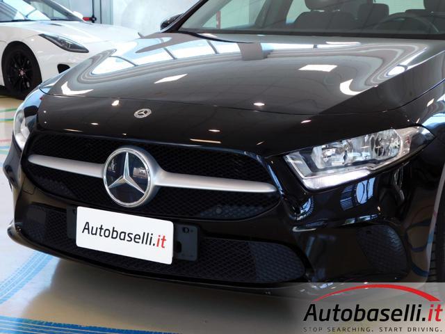 MERCEDES-BENZ A 180 D AUTOMATIC 8G-DCT 'UNICO PROPRIETARIO'