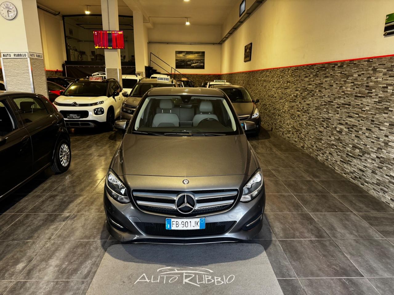 Mercedes-benz B 180 B 180 d Automatic Sport