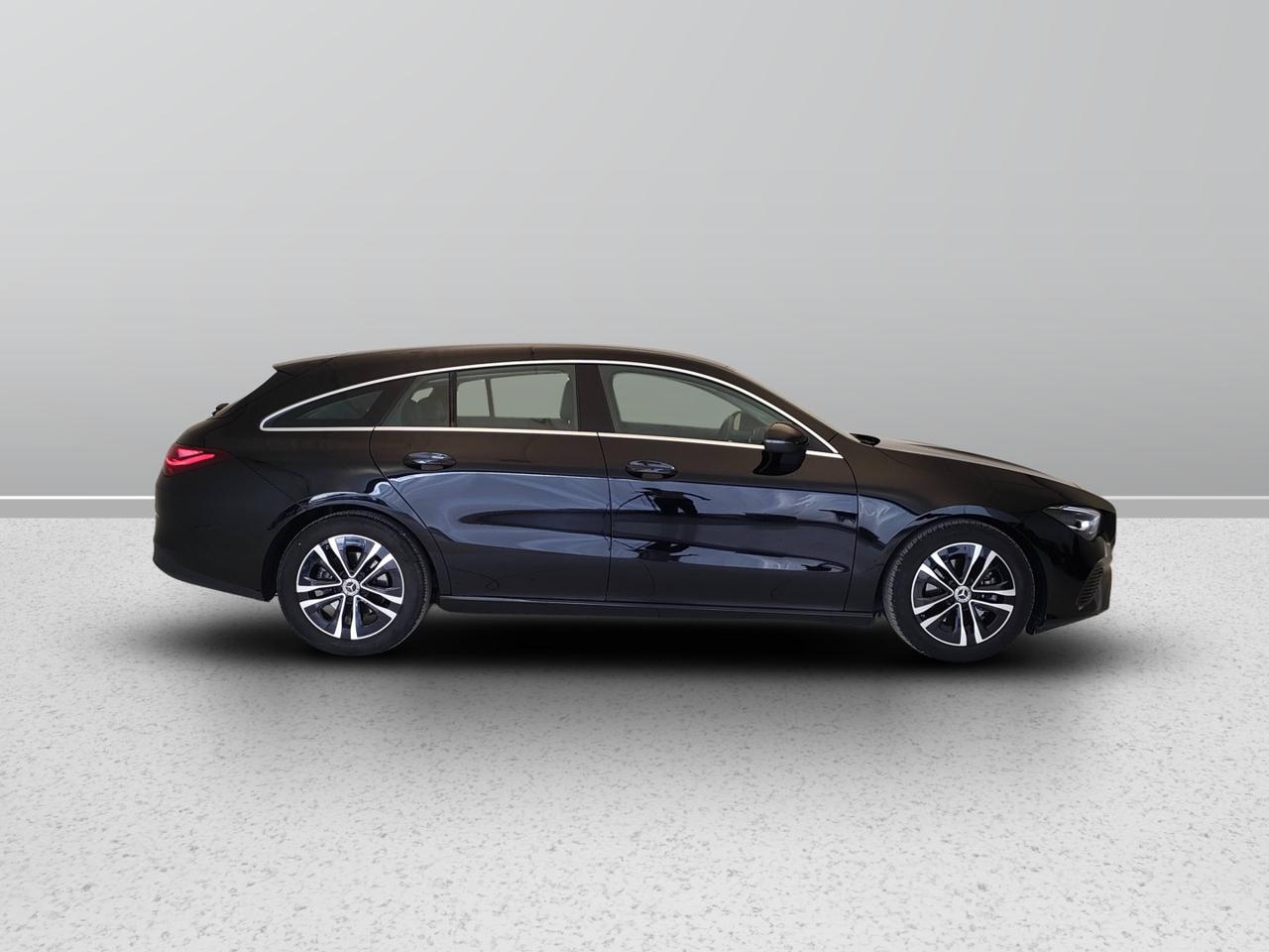 Mercedes-Benz CLA Sh.Brake - X118 2023 - CLA Shooting Brake 180 d Progressive Advanced auto