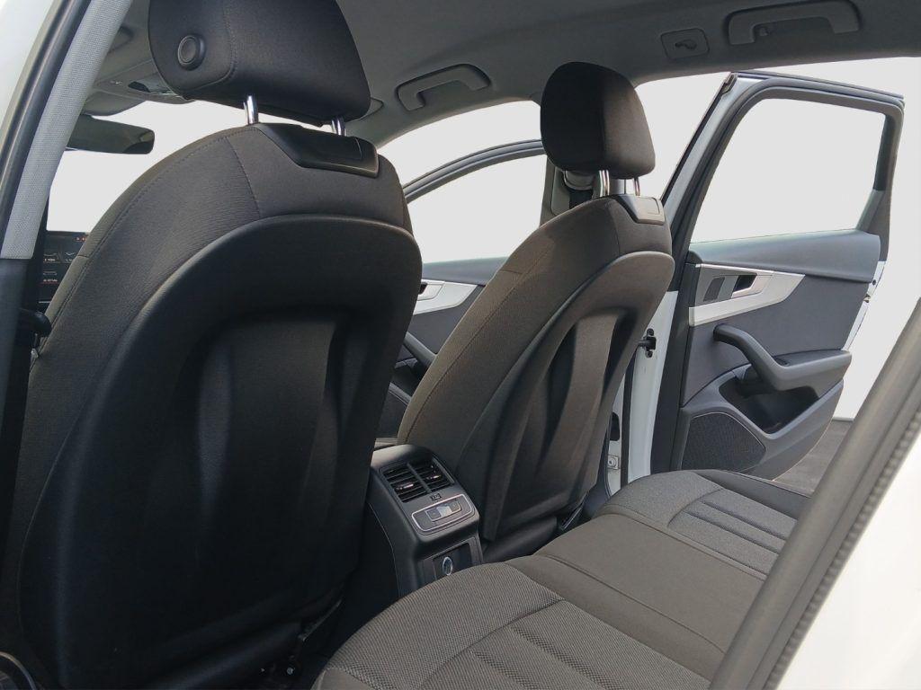 Audi A4 Avant 35 TFSI S tronic Business Advanced Plus