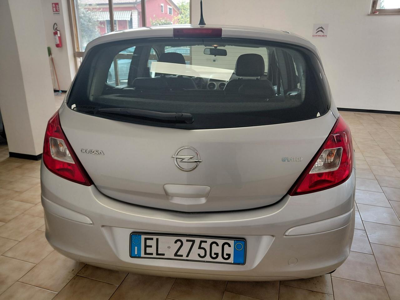OPEL CORSA ANNO 2012 BZ GPL ADATTA NEOPATENTATI KM 100 MILA