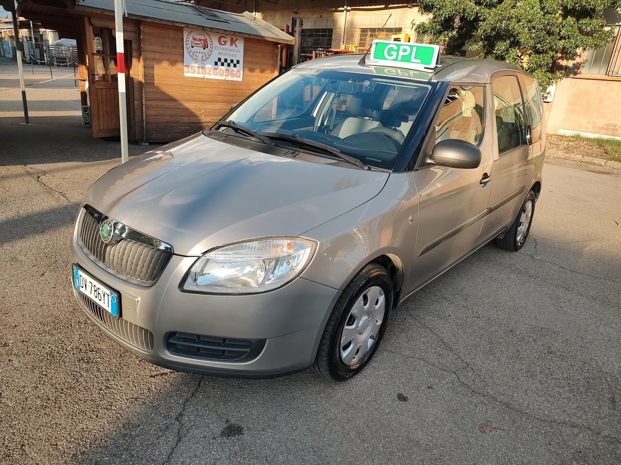 Skoda Roomster 1.2 12V 70CV Style GPLine, OK NEOPATENTATI