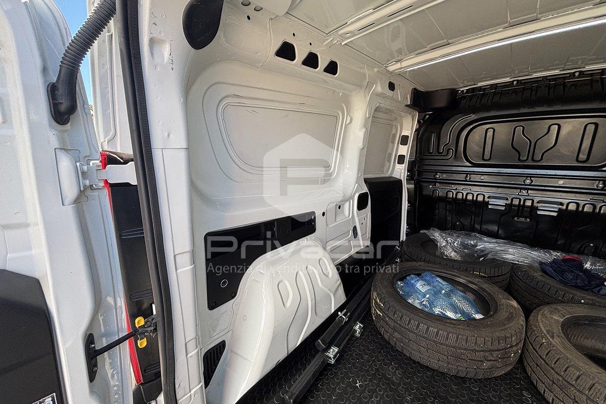 FIAT Doblò 1.4 T-Jet Natural Power PL-TN Cargo Maxi Lam.SX 3posti