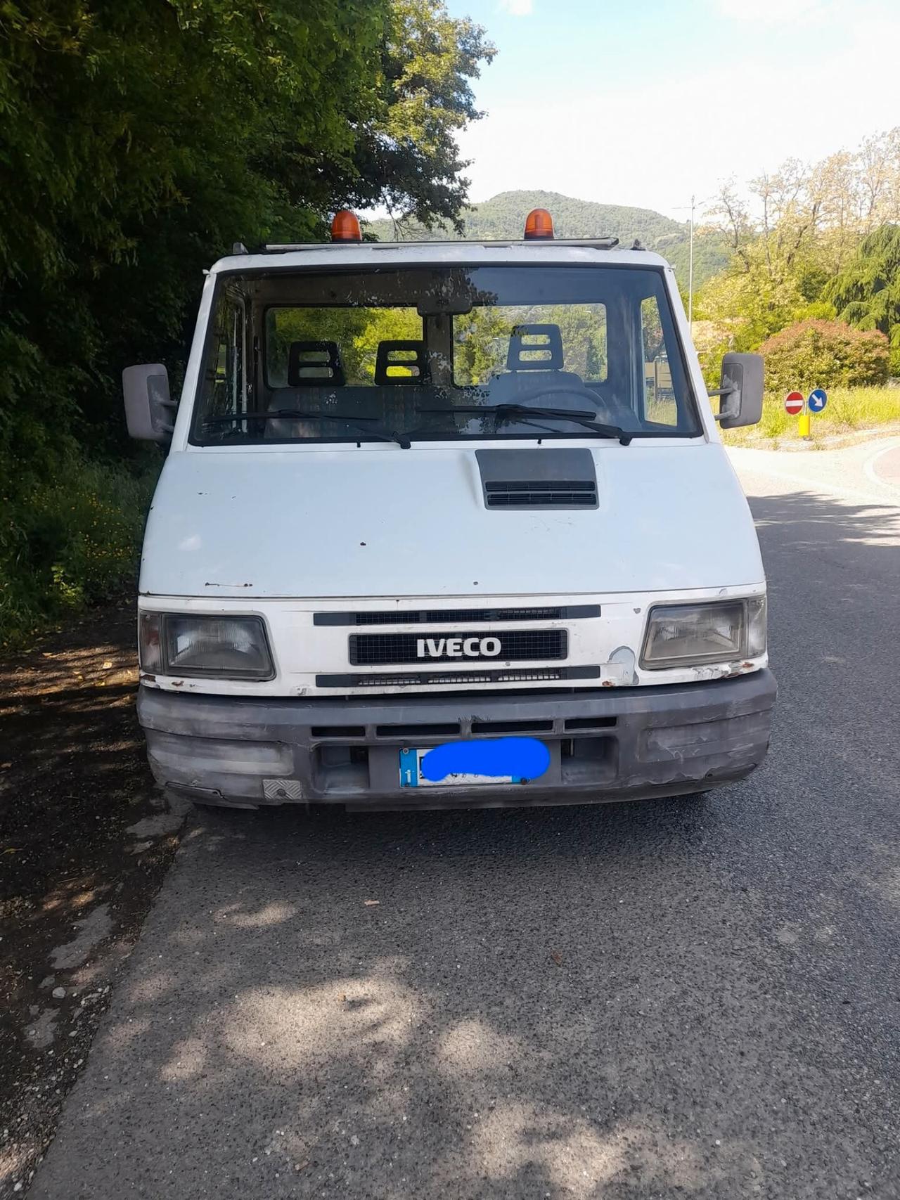 Iveco Daily CARROATTREZZI PATENTE B