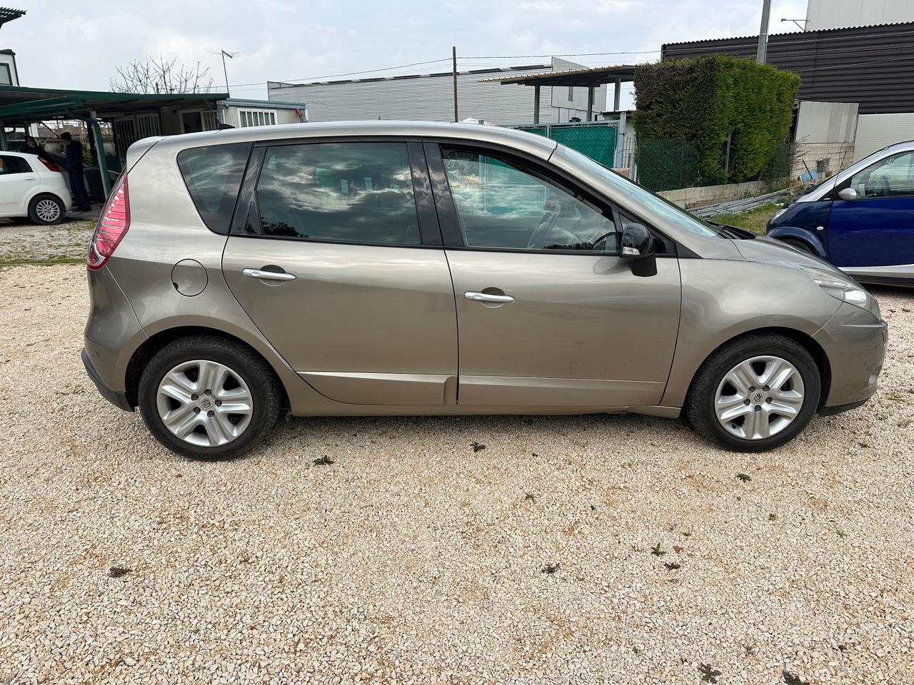 SCENIC X-MOD - 1.5 DCI -CAMBIO AUTOMATICO