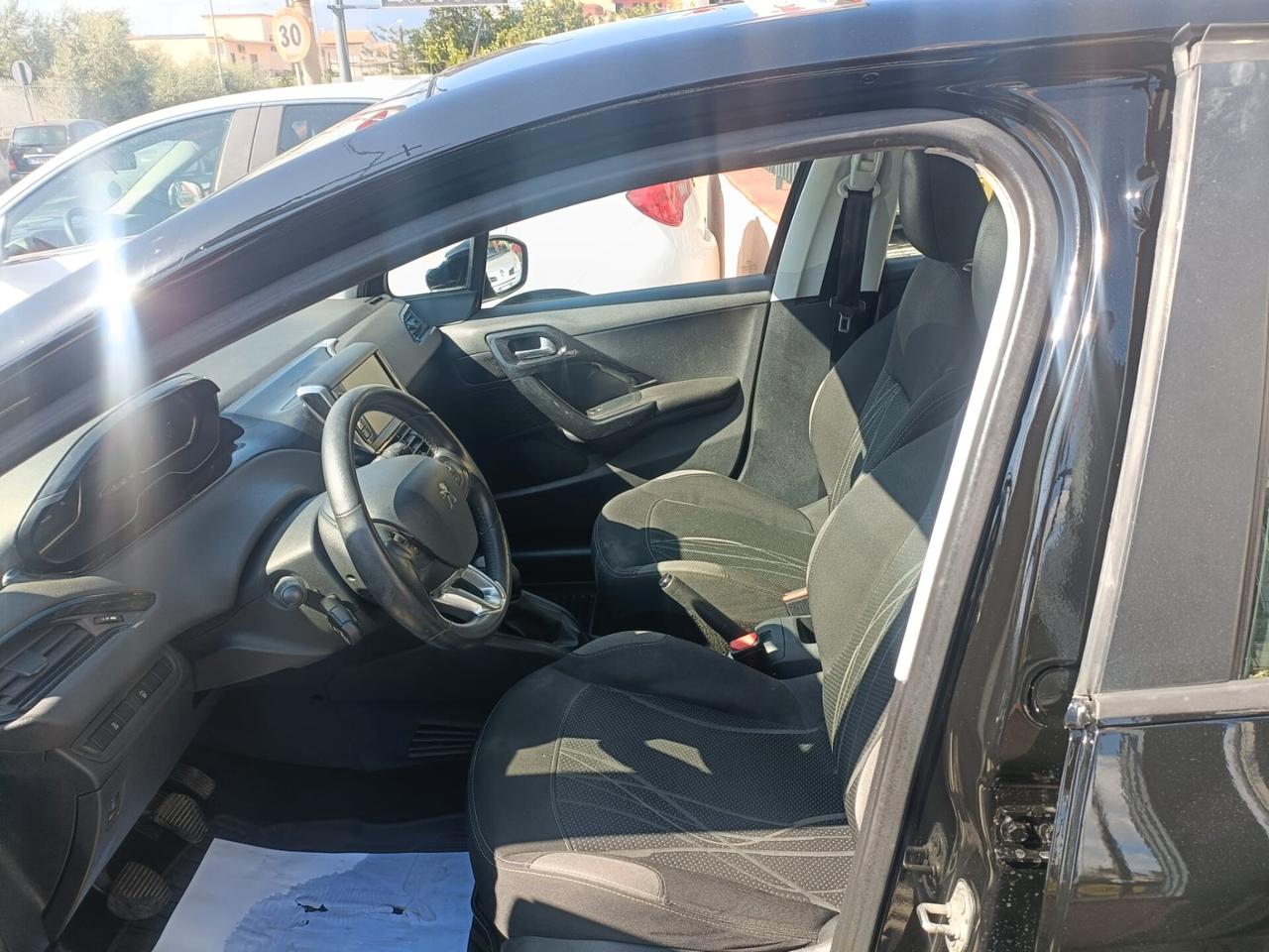 Peugeot 208 1.4 HDi 68 CV 5 porte Active