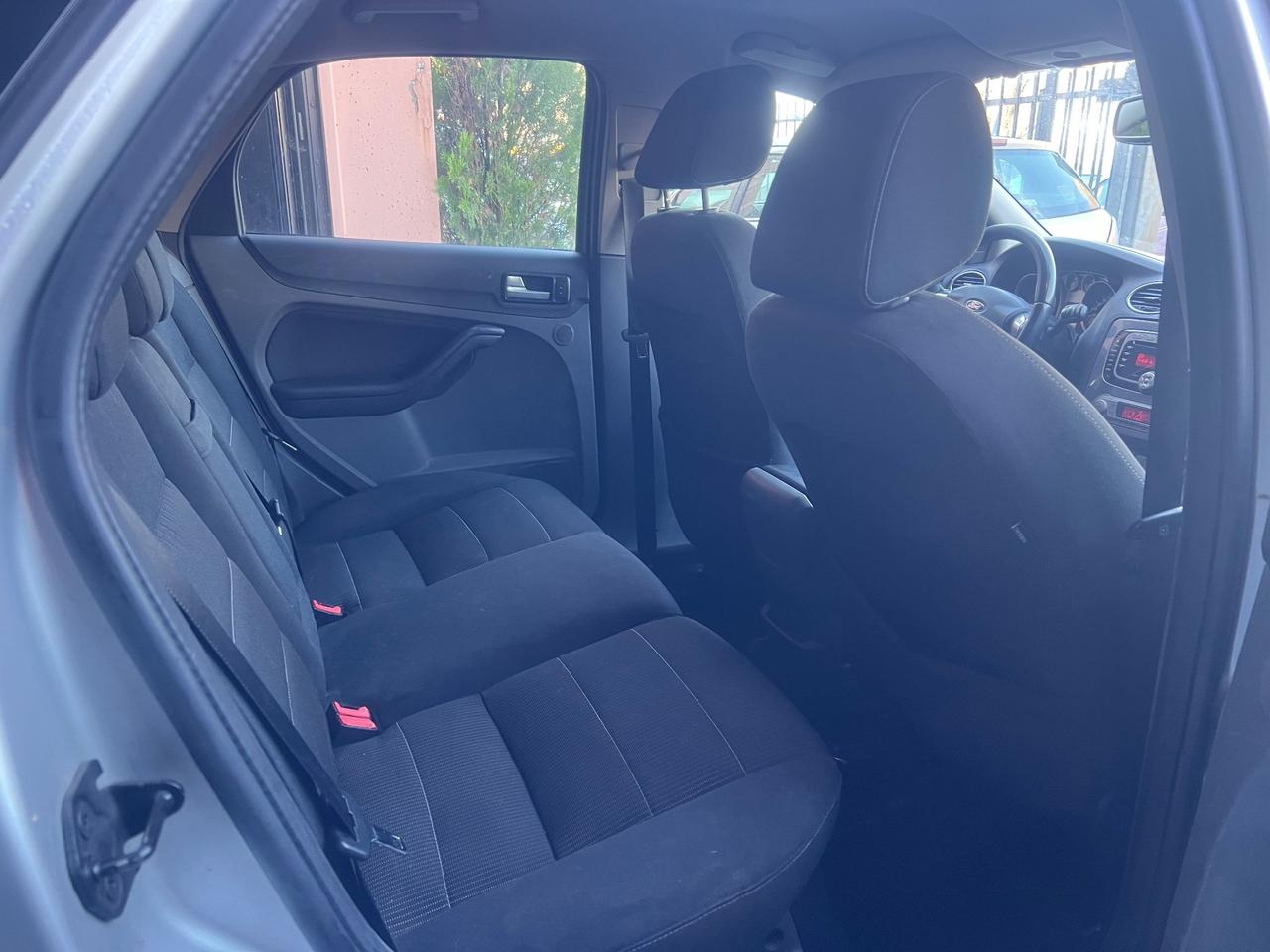 Ford Focus 2.0 (145CV) 5p. Bz.- GPL Tit.