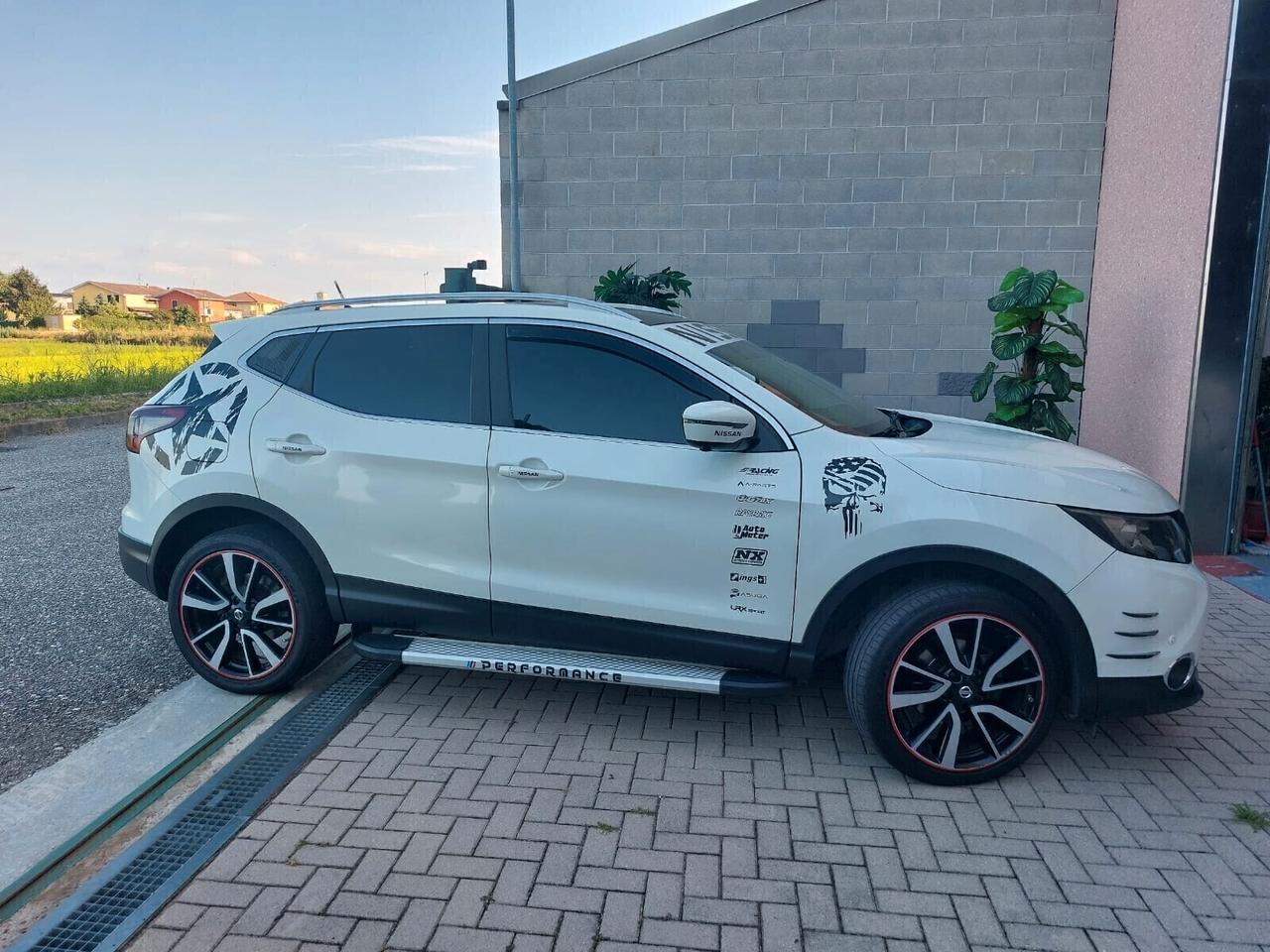 Nissan Qashqai 1.6 dCi 2WD Tekna 130CV XTRONIC