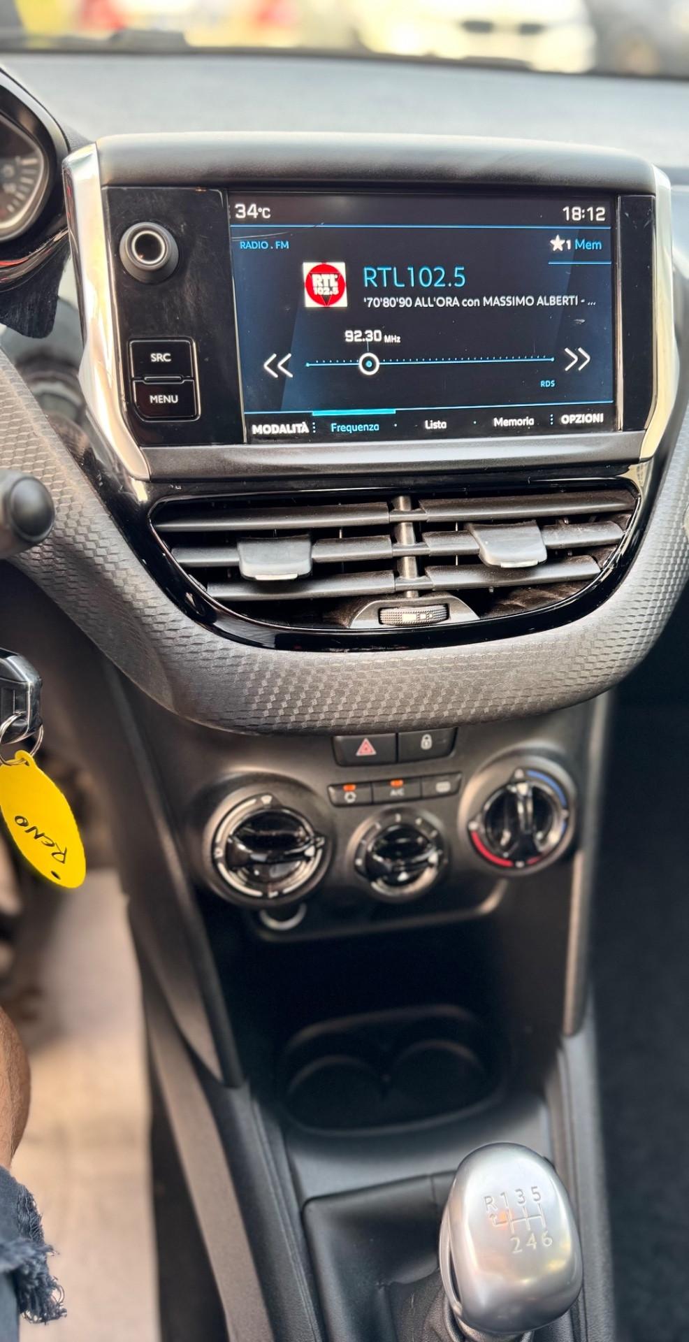 Peugeot 208 BlueHDi 100 S&S 5 porte GT Line