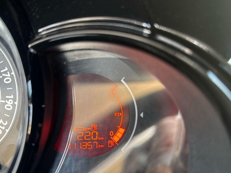 Citroën C3 C3 1.2 puretech Monna Lisa (exclusive) 82cv my16