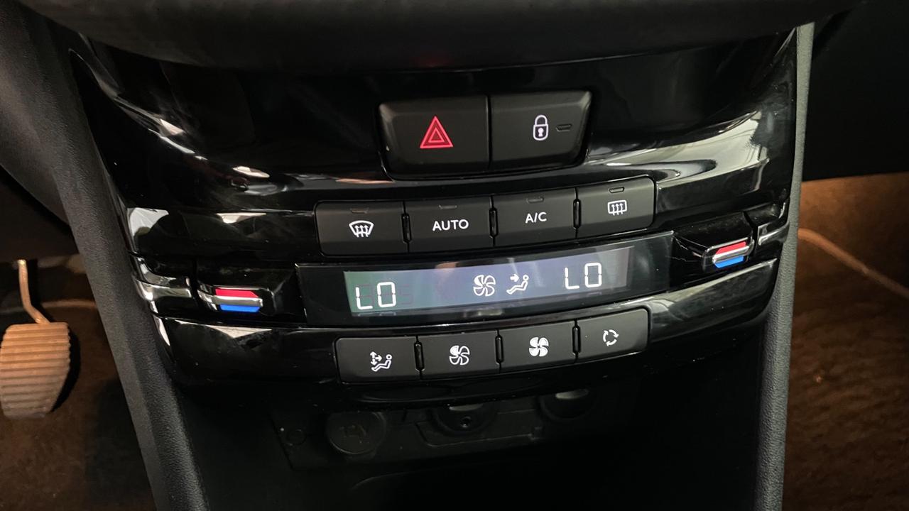 Peugeot 2008 1.6 e-HDi 115 CV Stop&Start Allure