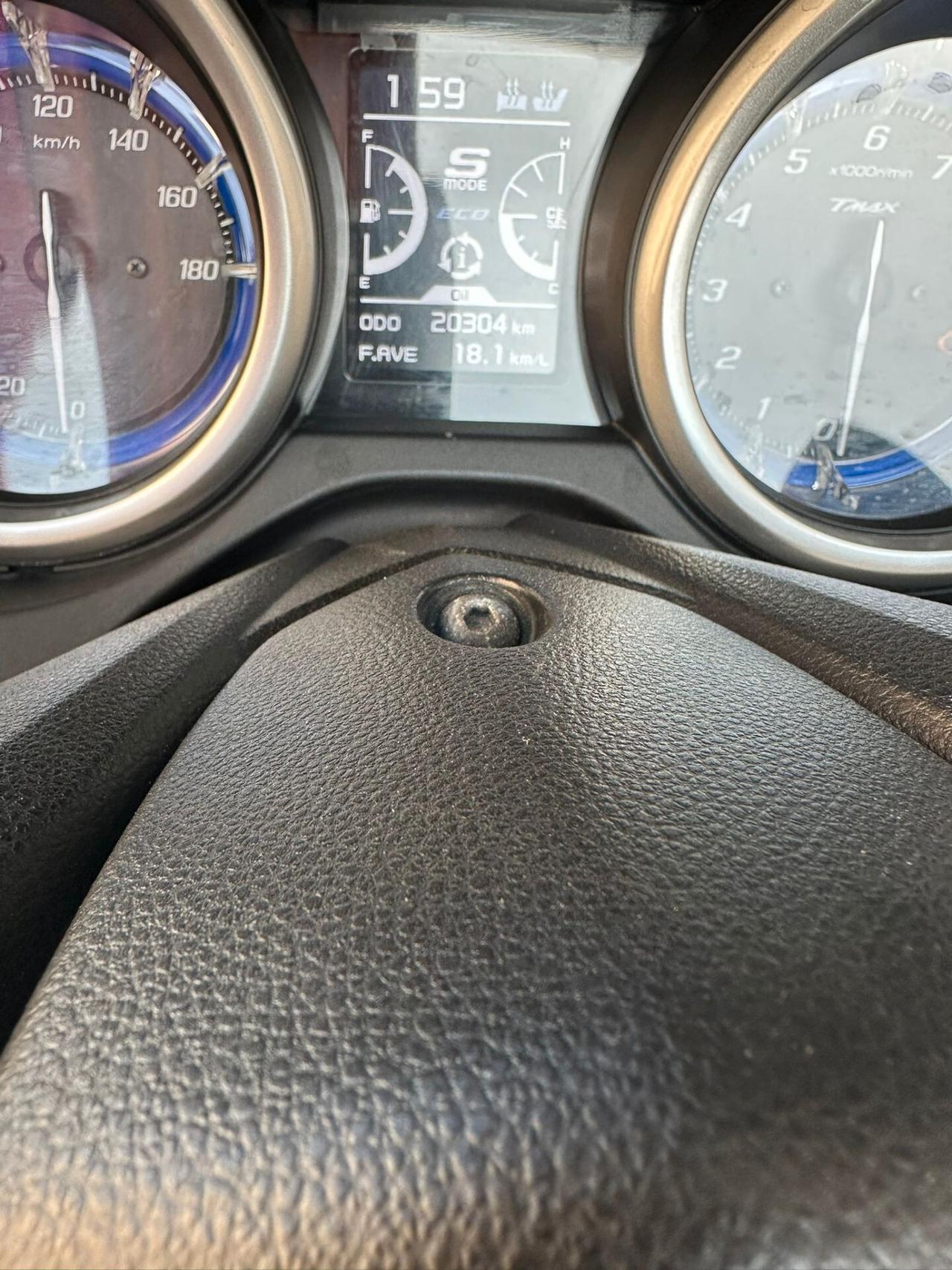 YAMAHA T-MAX 530 20MILA KM 0 SINISTRI - 2017