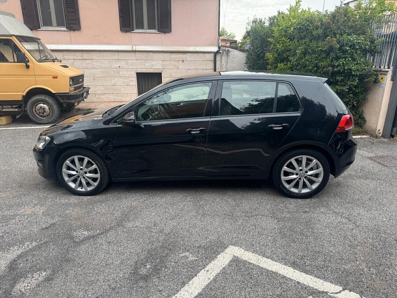 Volkswagen Golf 1.6 TDI DSG automatica