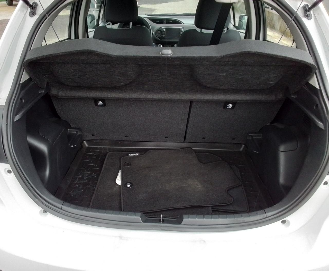 Toyota Yaris 1.5 Hybrid 5 porte Business