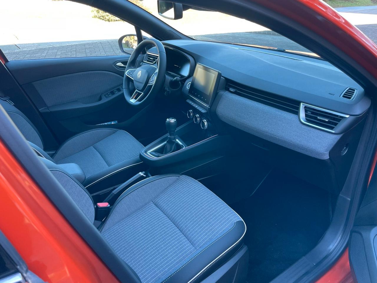 Renault Clio ECO-G 100 CV Techno