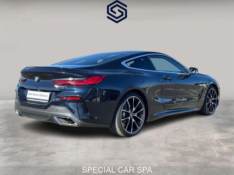 BMW Serie 8 840i xDrive Coupé MSPORT