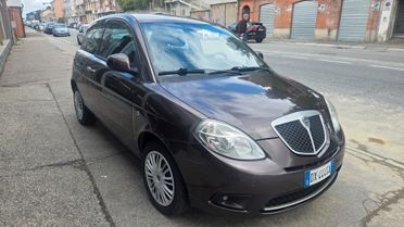 Lancia Ypsilon 1.2 Argento