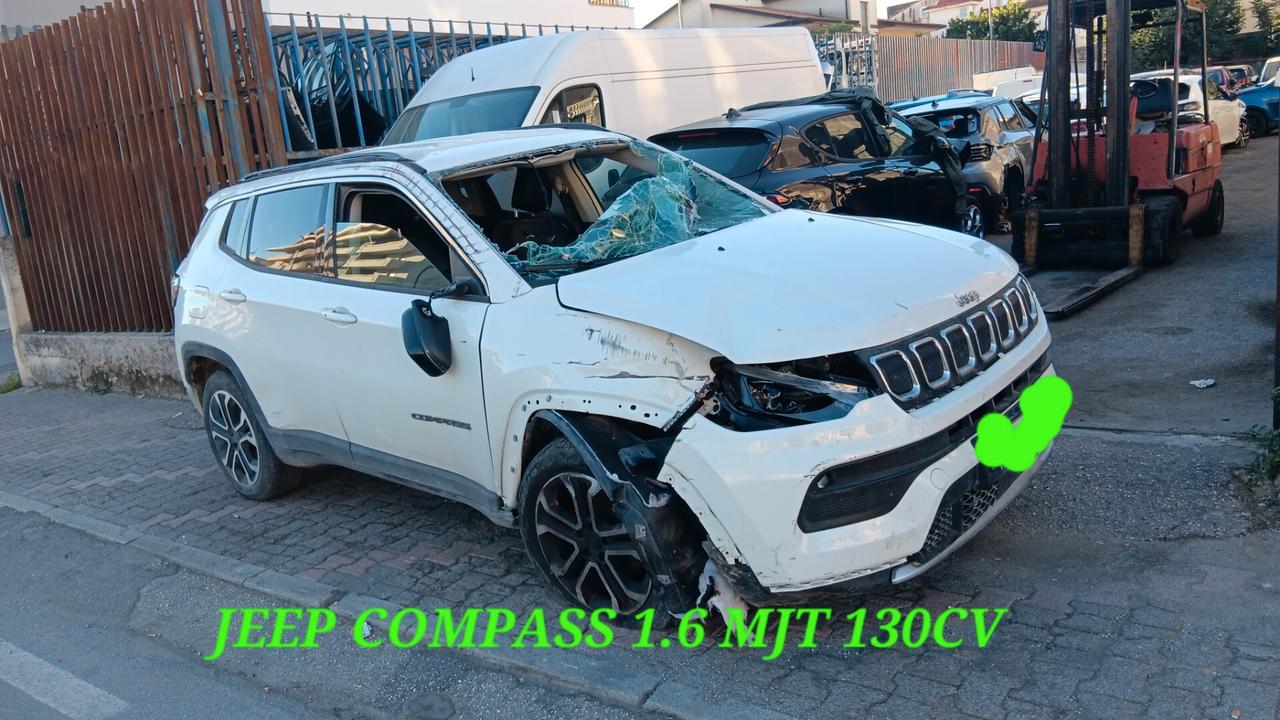 Jeep Compass incidentata sinistrata mondialcars 022