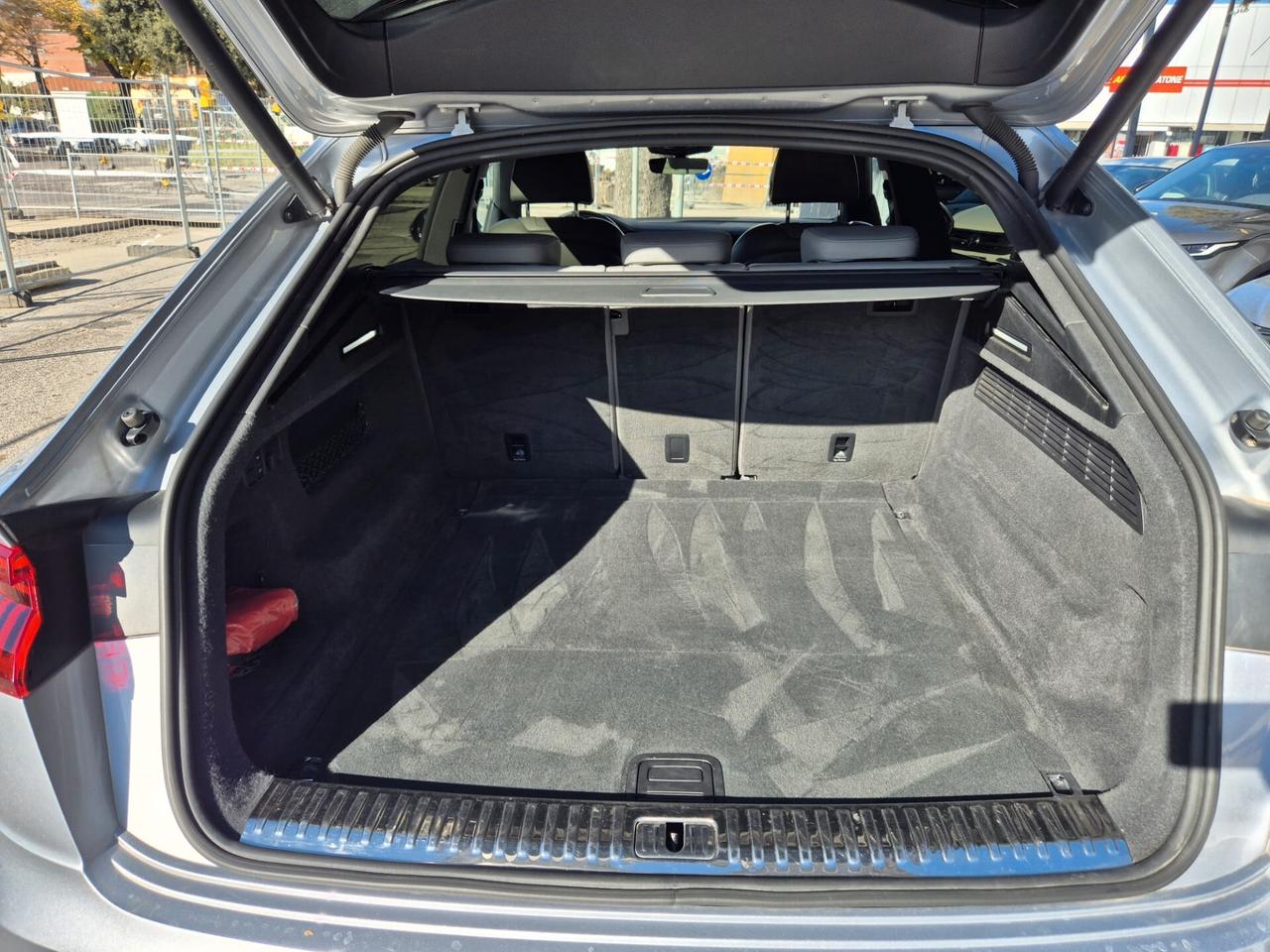 Audi Q8 50 TDI 286 CV quattro tiptronic Sport