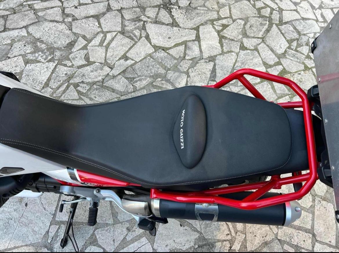 Moto Guzzi V85 TT v85 tt
