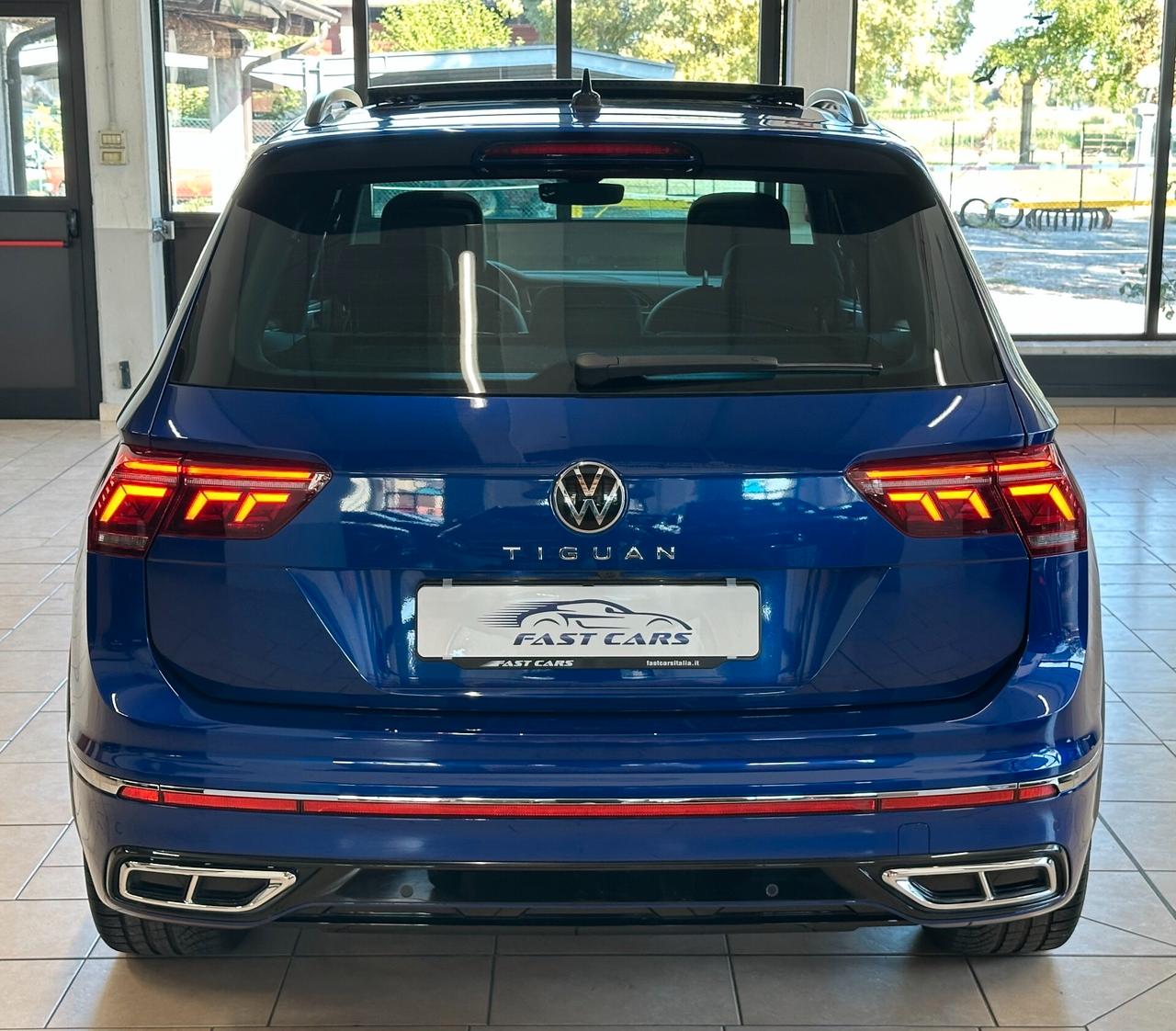 VOLKSWAGEN TIGUAN R-LINE 2.0 TDI DSG *TETTO*LUCI*RADAR*