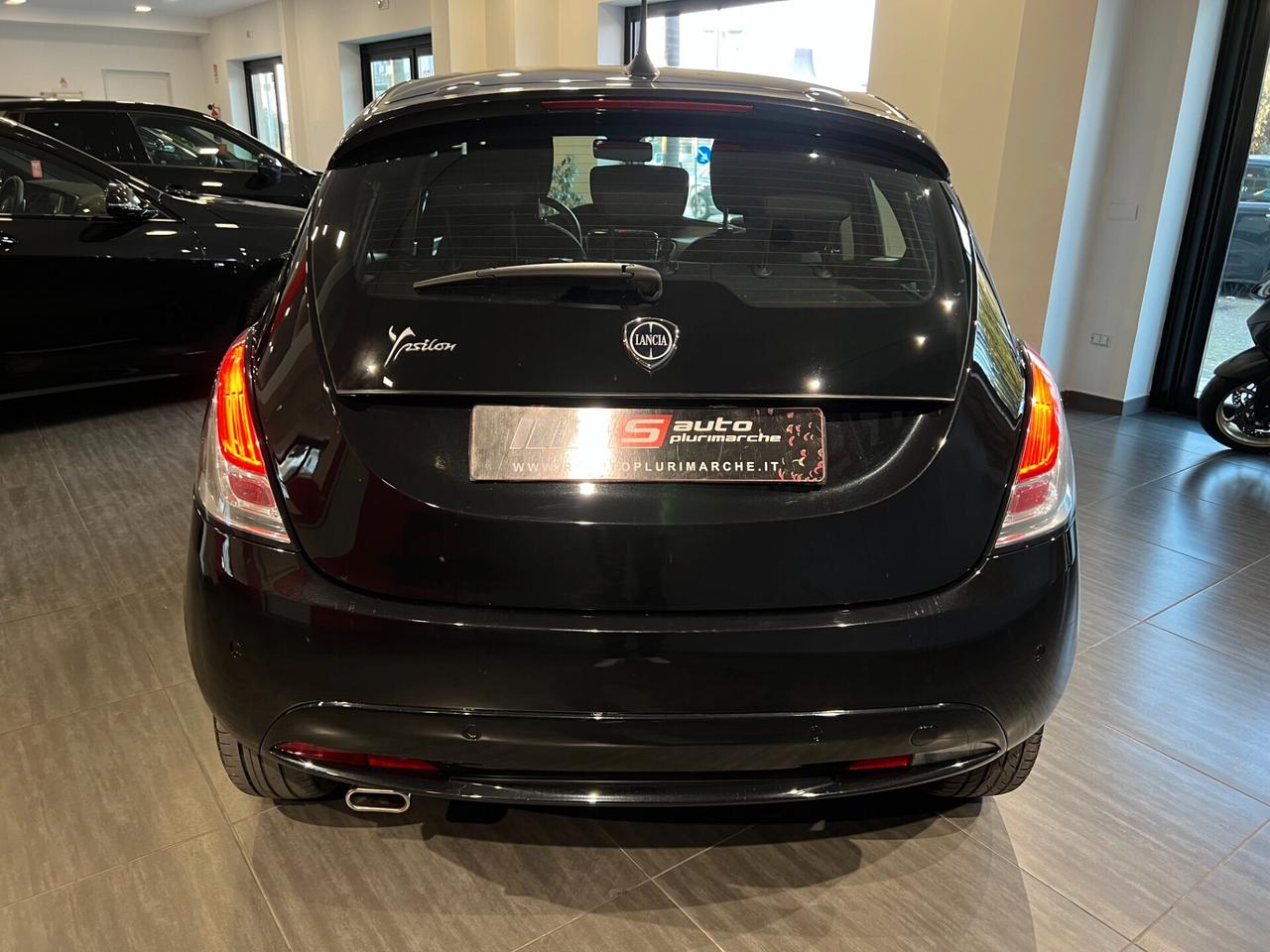 Lancia Ypsilon 1.2 69 CV 5p. GPL Ecochic Gold