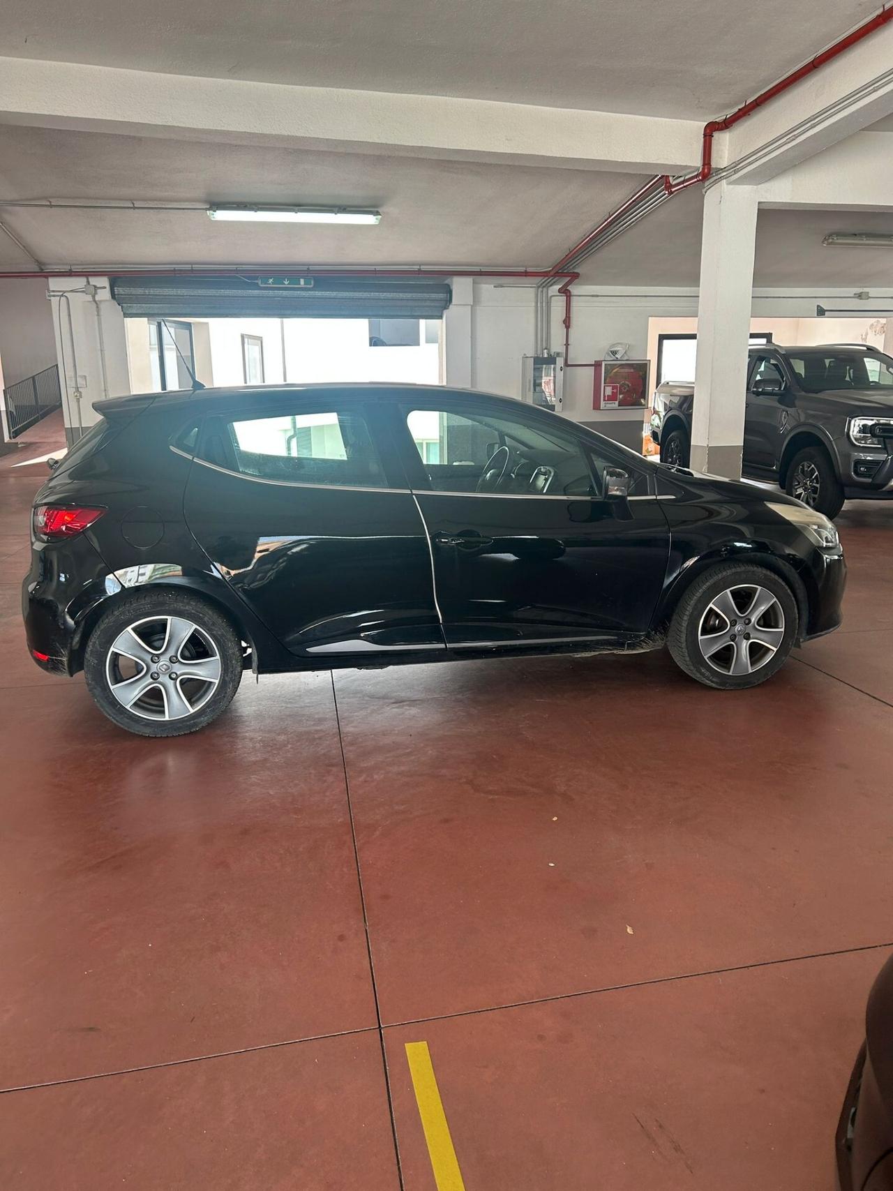 Renault Clio 1.2 75CV 5 porte Wave